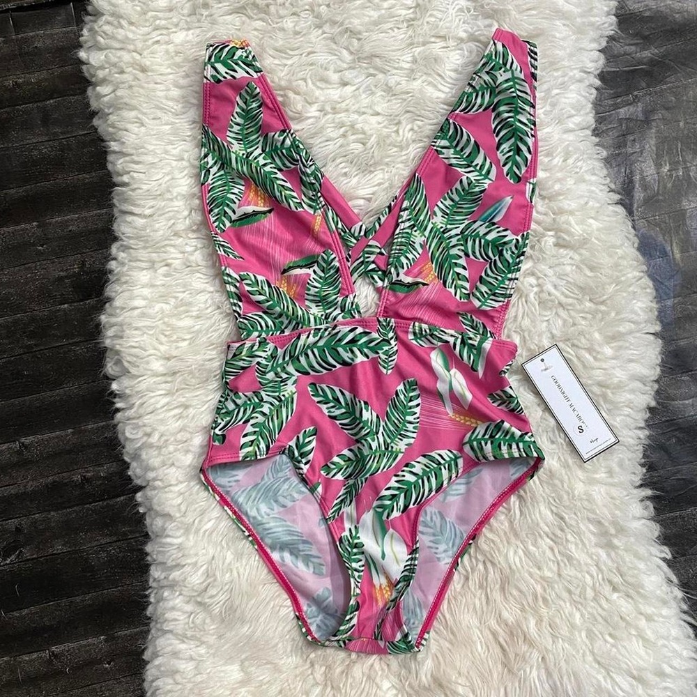 GOODNIGHT MACAROON PINK GREEN MILAN PALM LEAF ONE PIECE SWIMSUIT BEACH COASTAL
